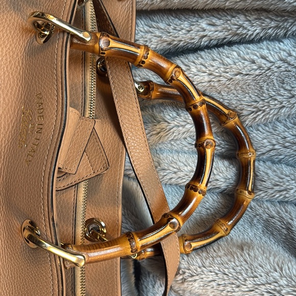 Gucci Bag with Bamboo Handles - Picture 3 of 6
